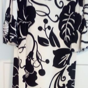 Black/white dress with band  area at the bottom